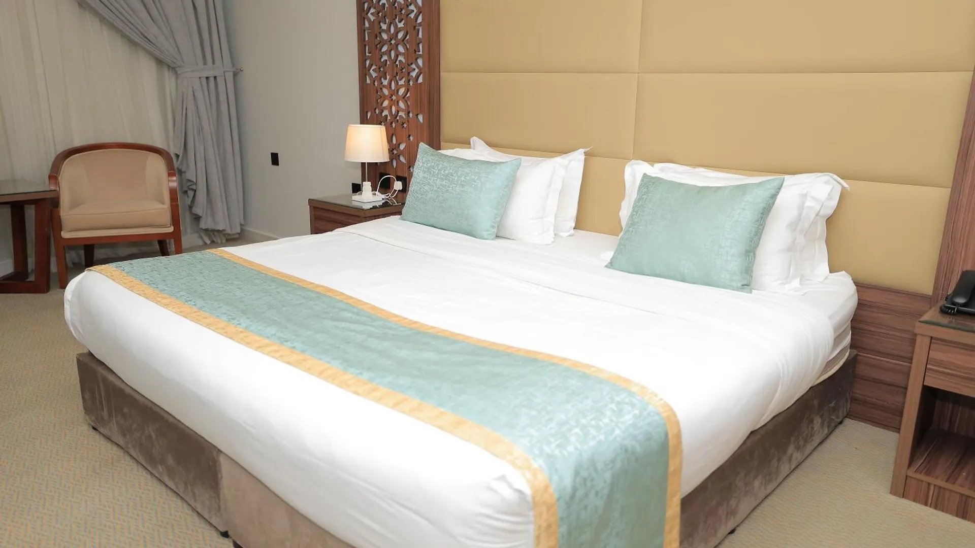 ג'דה Dimond Vision Hotel
