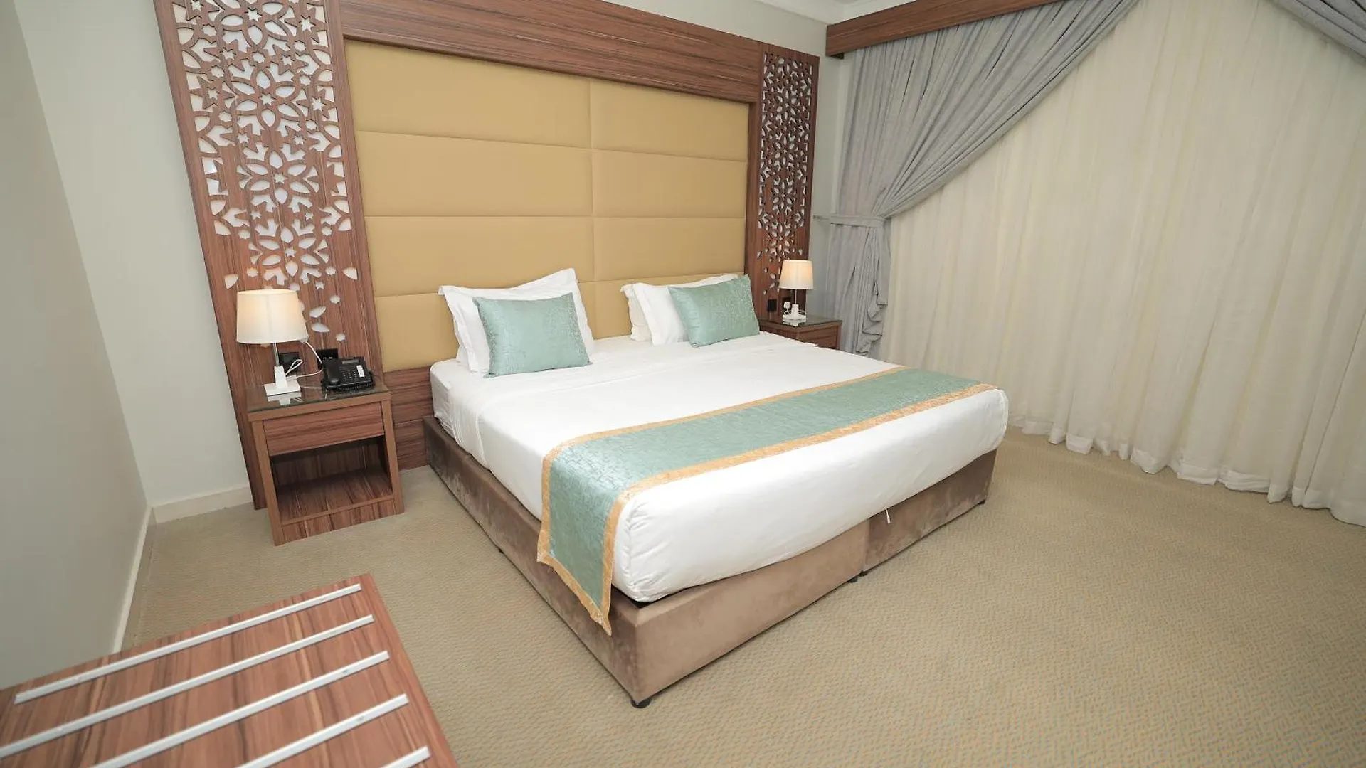 ג'דה Dimond Vision Hotel 0*,